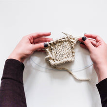 Chunky Cable Pillow Knitting Pattern